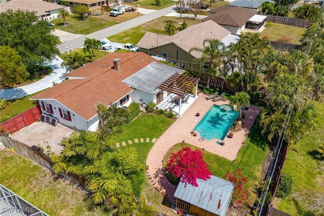 27553 Playa Del Rey LN, Bonita Springs, FL 34135