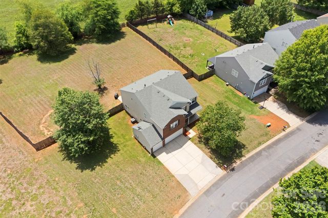 1720 Grove Tree Lane, Clover, SC 29710