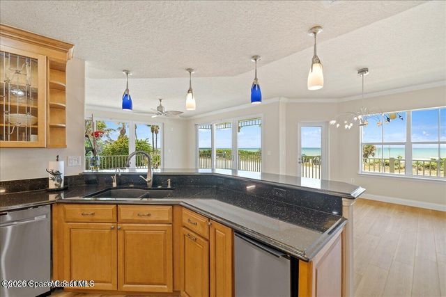1 Eighth Avenue 1202, Indialantic, FL 32903