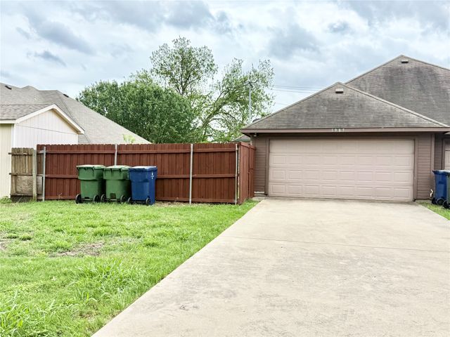 1987 Castle Drive, Garland, TX 75040