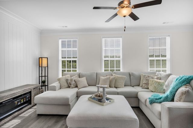 1067 Vida Way, Nolensville, TN 37135