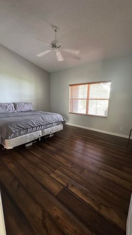 10666 Pelican Drive, Wellington, FL 33414