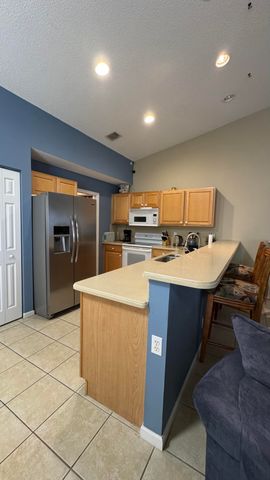 10666 Pelican Drive, Wellington, FL 33414