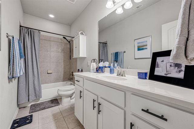 5318 Abbeville Court, Dickinson, TX 77539