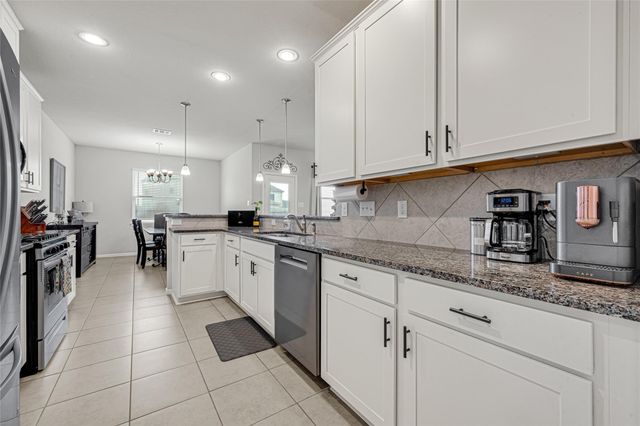 5318 Abbeville Court, Dickinson, TX 77539