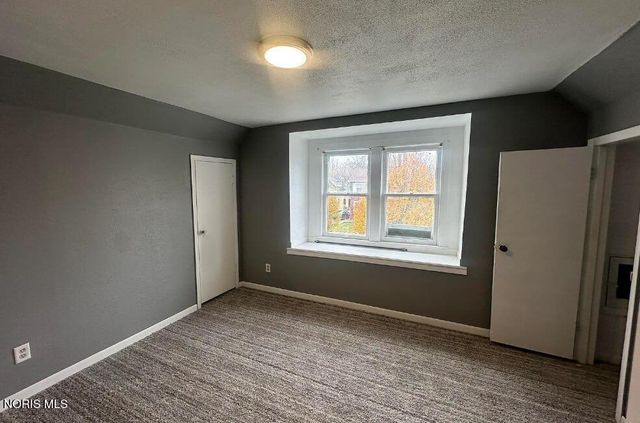 835 Toronto Avenue, Toledo, OH 43609