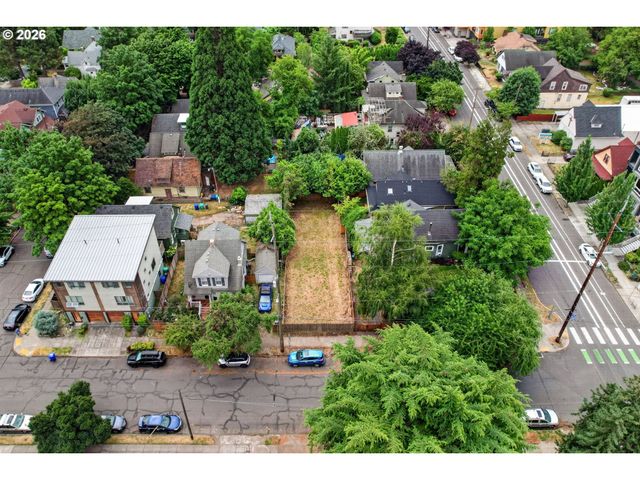 24 Ne GOING St, Portland, OR 97211