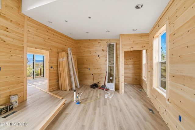 2305 Village Circle, Sevierville, TN 37876