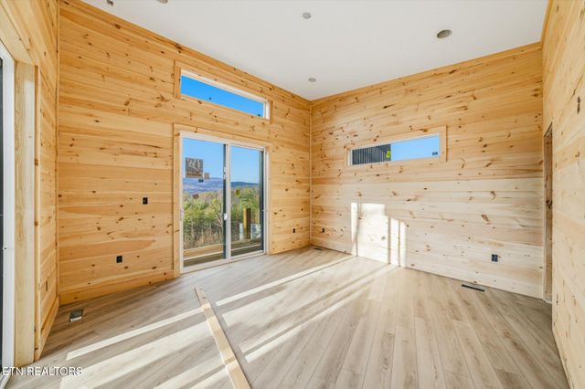 2305 Village Circle, Sevierville, TN 37876