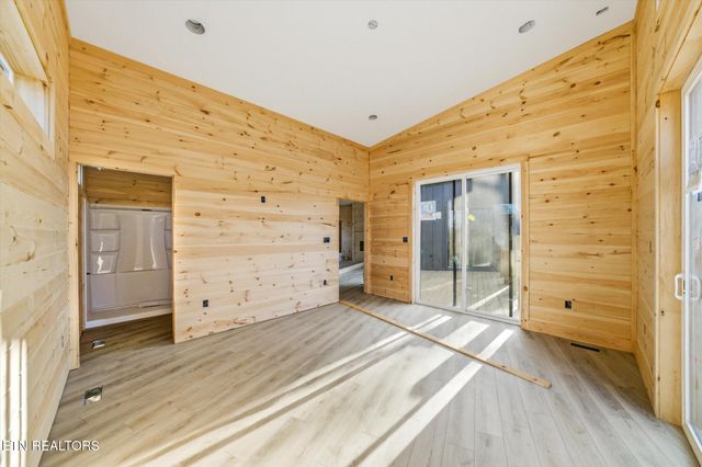 2305 Village Circle, Sevierville, TN 37876