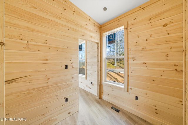 2305 Village Circle, Sevierville, TN 37876