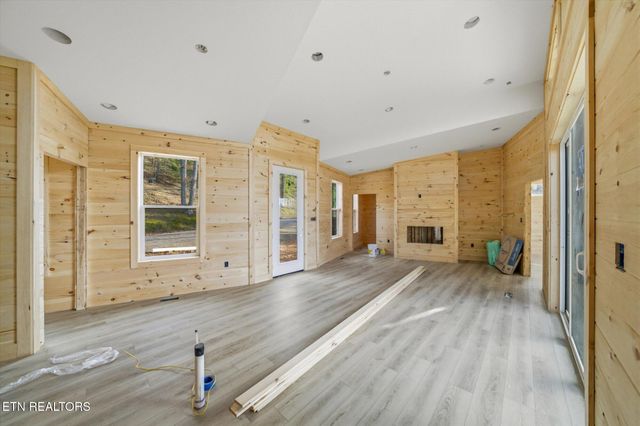 2305 Village Circle, Sevierville, TN 37876