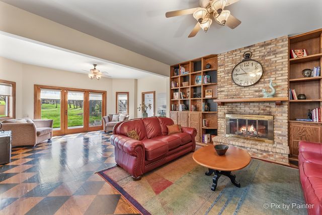 5N411 Harvest Lane, St. Charles, IL 60175