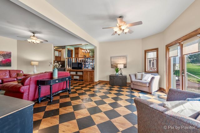 5N411 Harvest Lane, St. Charles, IL 60175