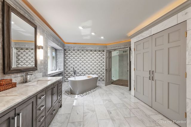 5N411 Harvest Lane, St. Charles, IL 60175