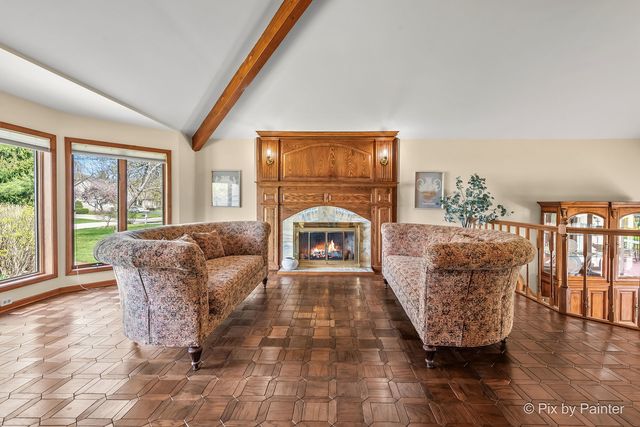 5N411 Harvest Lane, St. Charles, IL 60175