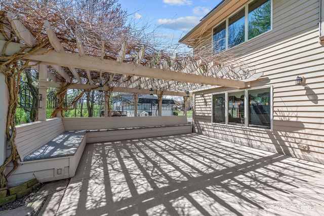5N411 Harvest Lane, St. Charles, IL 60175