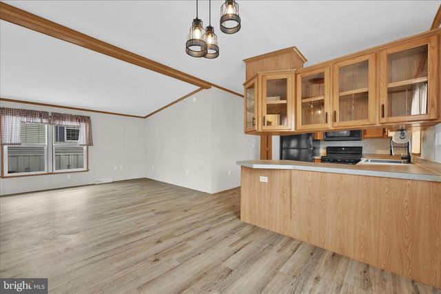 126 BROWNSTONE PARK, Hummelstown, PA 17036