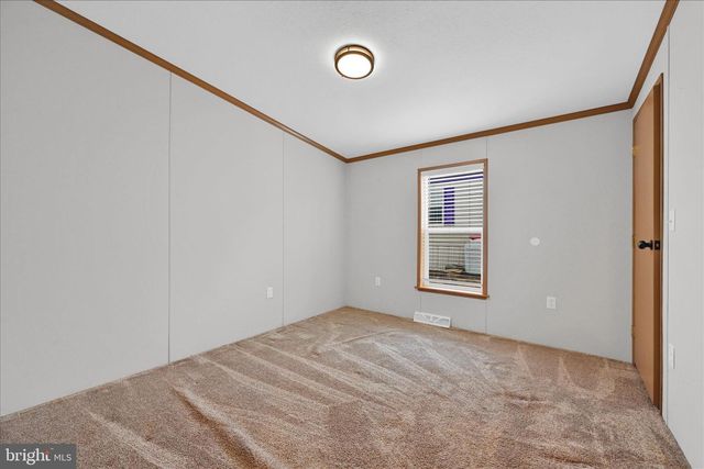 126 BROWNSTONE PARK, Hummelstown, PA 17036