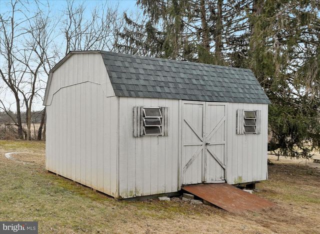 126 BROWNSTONE PARK, Hummelstown, PA 17036