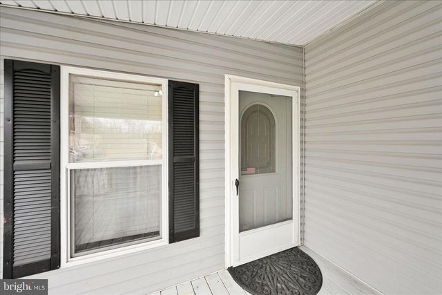 126 BROWNSTONE PARK, Hummelstown, PA 17036