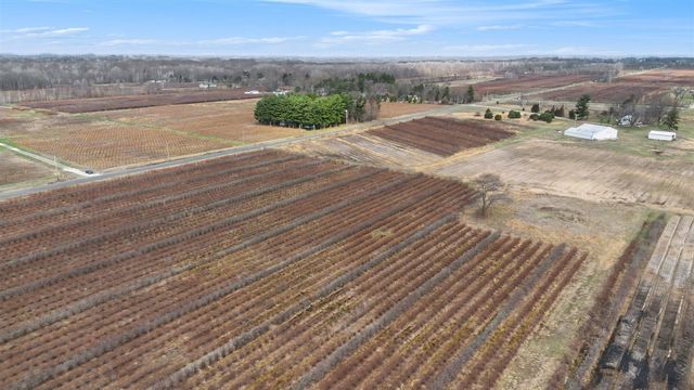 45601 72nd Street, Watervliet, MI 49098