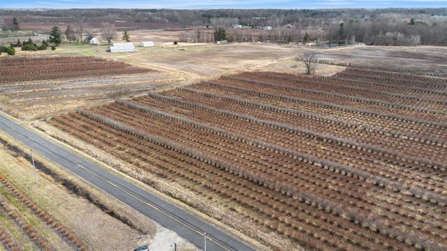 45601 72nd Street, Watervliet, MI 49098