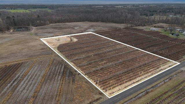 45601 72nd Street, Watervliet, MI 49098