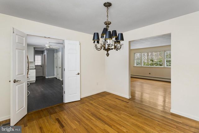 11 MOUNTAIN VIEW, Ewing, NJ 08628