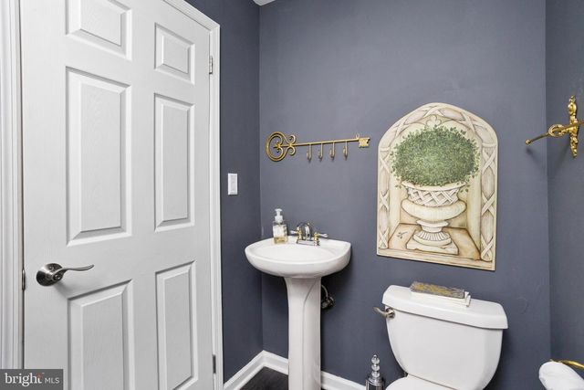 11 MOUNTAIN VIEW, Ewing, NJ 08628