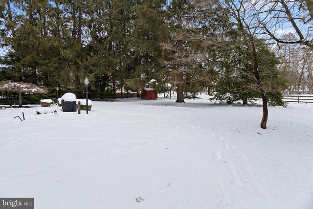 11 MOUNTAIN VIEW, Ewing, NJ 08628