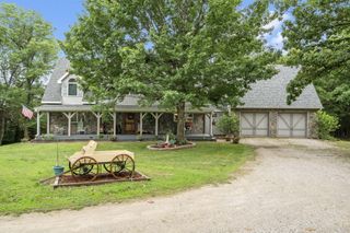 446 Alyeska Point Road, Lampe, MO 65681
