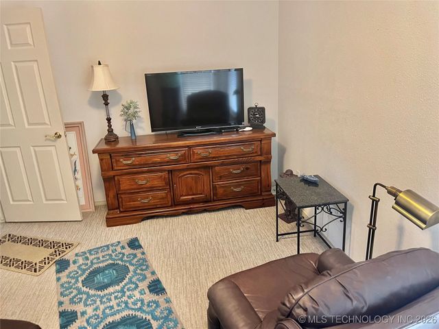 5168 Tower Drive, Kingston, OK 73439