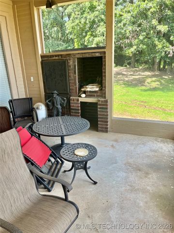 5168 Tower Drive, Kingston, OK 73439