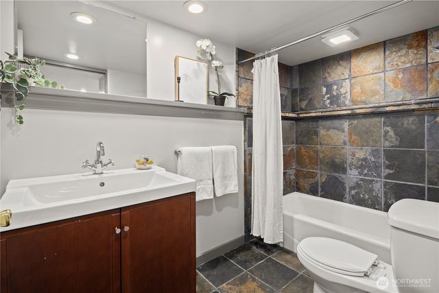 4804 S 144th Street, Tukwila, WA 98168