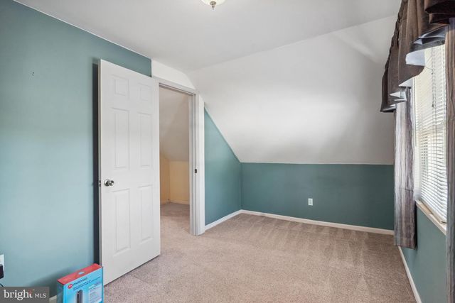 128 W ELM AVE, Lindenwold, NJ 08021