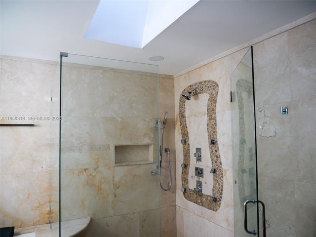 15251 Wilshire Way 15251, Pembroke Pines, FL 33027