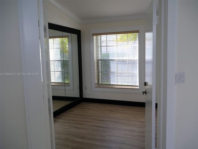 15251 Wilshire Way 15251, Pembroke Pines, FL 33027