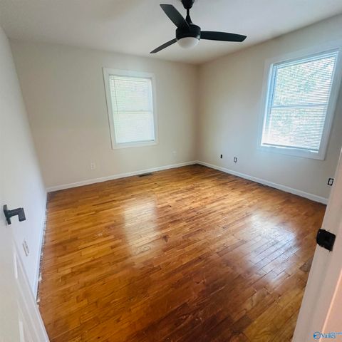 225 NW 8th Avenue, Decatur, AL 35601