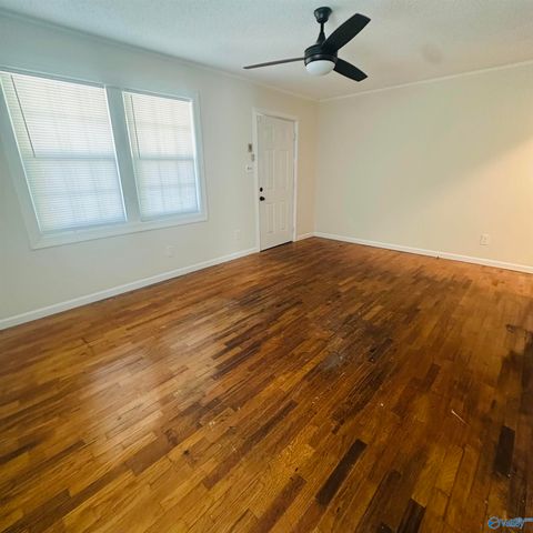 225 NW 8th Avenue, Decatur, AL 35601