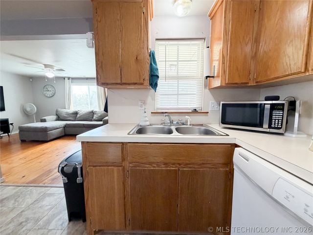 264 Workman Court, Tahlequah, OK 74464