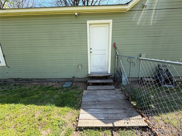 264 Workman Court, Tahlequah, OK 74464