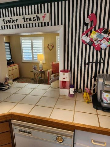 2207 INDIANA AVENUE, Bradenton, FL 34207