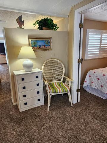 2207 INDIANA AVENUE, Bradenton, FL 34207