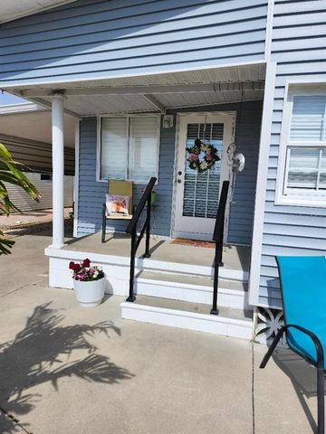 2207 INDIANA AVENUE, Bradenton, FL 34207