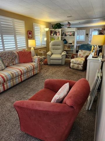 2207 INDIANA AVENUE, Bradenton, FL 34207