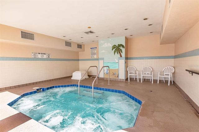 2207 INDIANA AVENUE, Bradenton, FL 34207