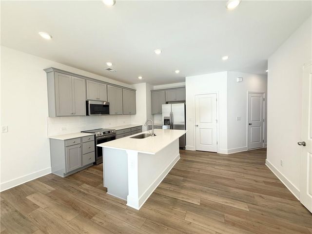 546 East Rope Mill, Holly Springs, GA 30115