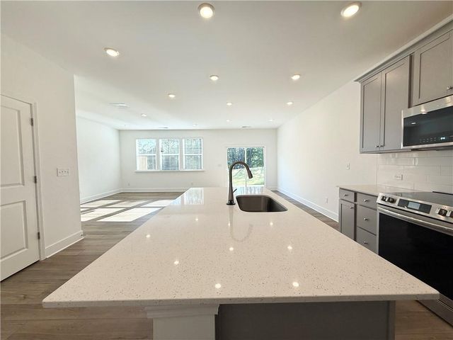 546 East Rope Mill, Holly Springs, GA 30115