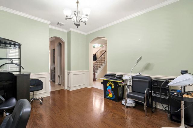 2415 Hendricks Lakes Drive, Spring, TX 77388